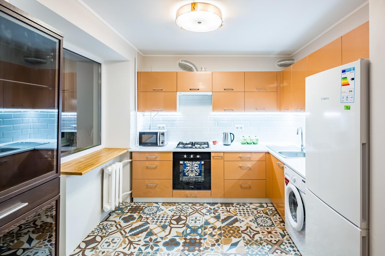 Bv Apartments Svobodu Avenue Lviv Eksteriør billede